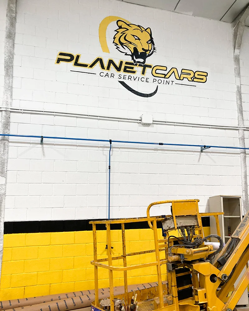 Rotulacion-de-logotipo-en-naves-industriales Rotulacion-de-logotipo-en-naves-industriales