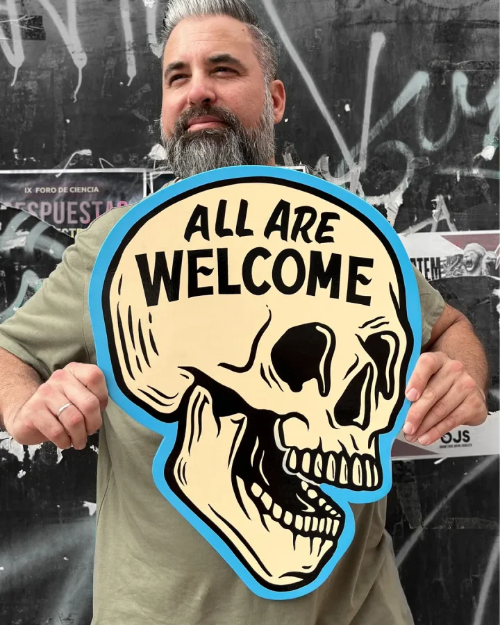 Rótulo Calavera Welcome Pintado a mano